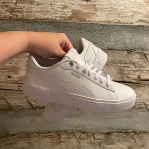 White Puma Sneakers - Never Worn
